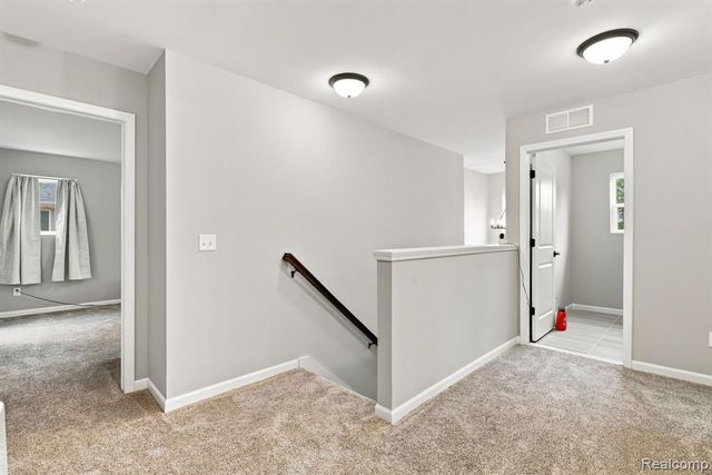 6149 Woodridge Lane, Grand Blanc, MI 48439