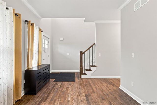 6149 Woodridge Lane, Grand Blanc, MI 48439
