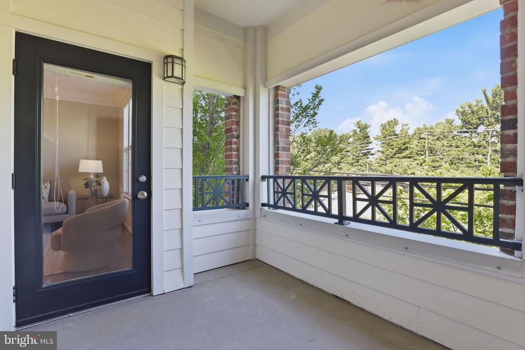 Image 26 of property listing at 7 GRANITE PL #214, Gaithersburg, MD 20878