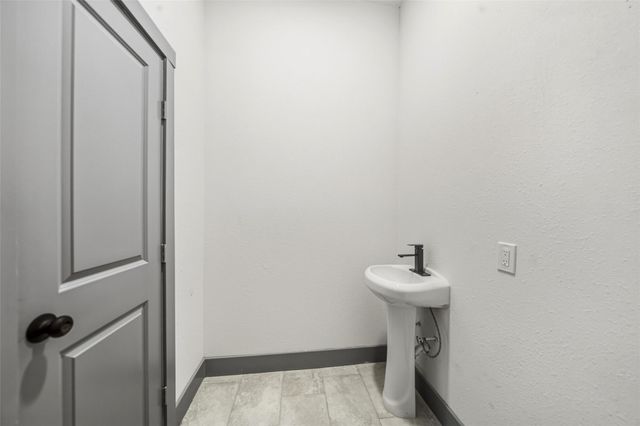 1609 Chapman Street, Houston, TX 77009