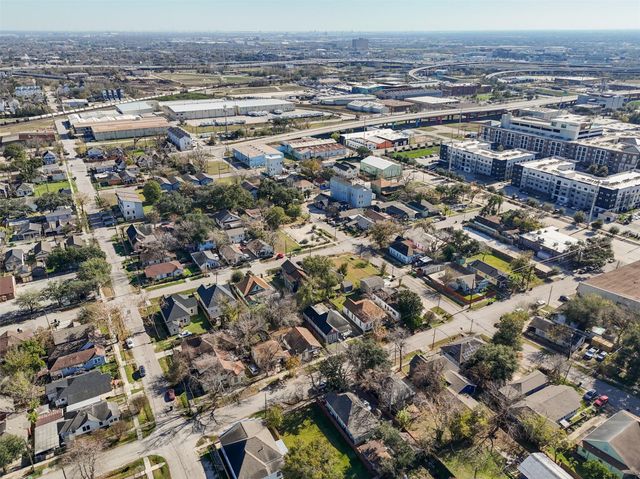1609 Chapman Street, Houston, TX 77009