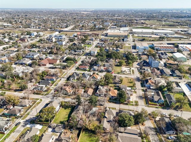 1609 Chapman Street, Houston, TX 77009