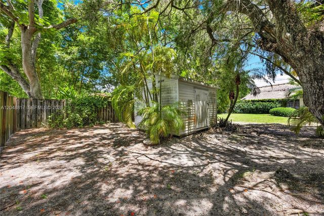 6325 SW 84th Street, Miami, FL 33143