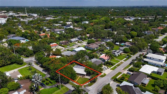 6325 SW 84th Street, Miami, FL 33143