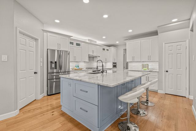 3360 Country Glen Trail, Frisco, TX 75034