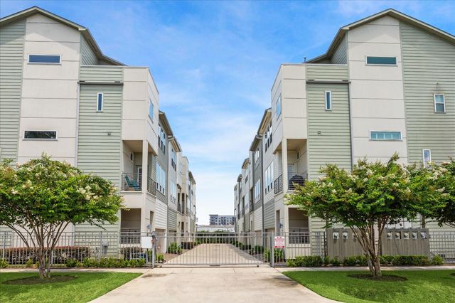 949 W 17th Street, Houston, TX 77008