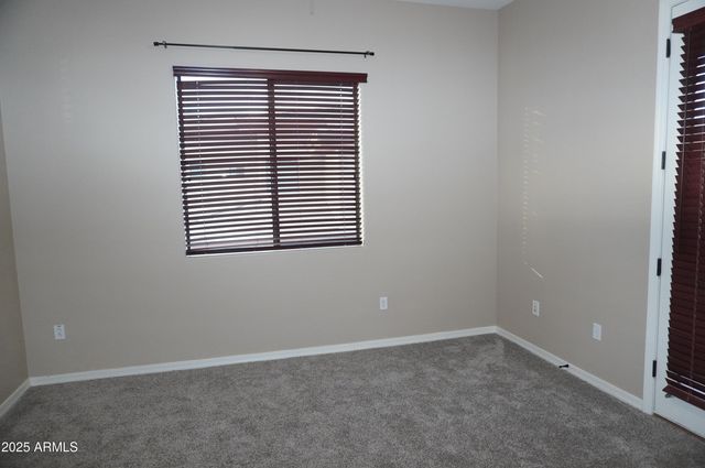 3330 S GILBERT Road 2010, Chandler, AZ 85286