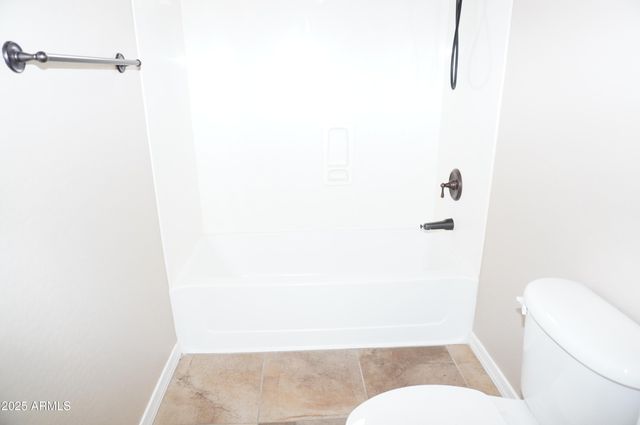 3330 S GILBERT Road 2010, Chandler, AZ 85286