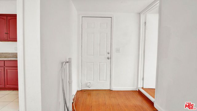 6072 York Boulevard, Los Angeles, CA 90042