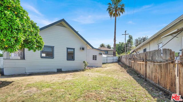 6072 York Boulevard, Los Angeles, CA 90042