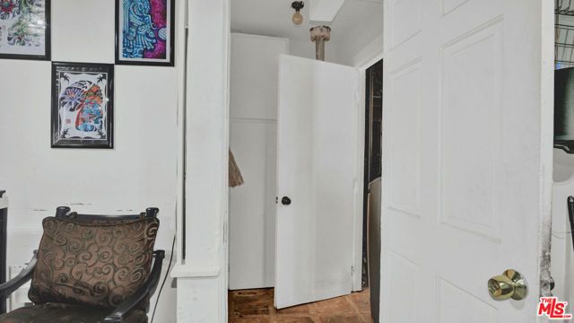 6072 York Boulevard, Los Angeles, CA 90042