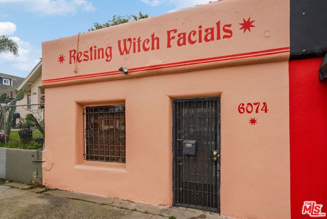 6072 York Boulevard, Los Angeles, CA 90042