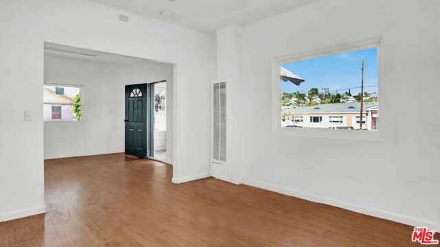 6072 York Boulevard, Los Angeles, CA 90042