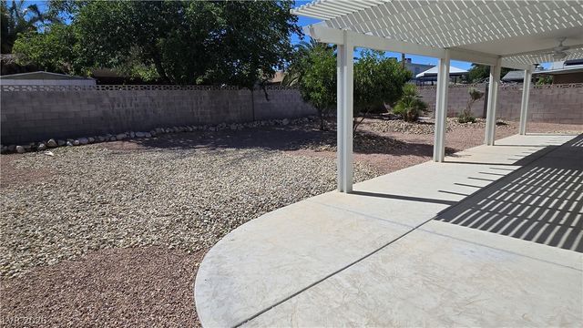 3849 Reflection Way, Las Vegas, NV 89147