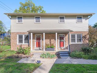 421 S 7th Street 2, Ann Arbor, MI 48103