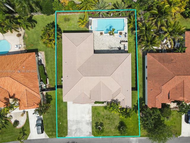 2910 Fairways Dr, Homestead, FL 33035