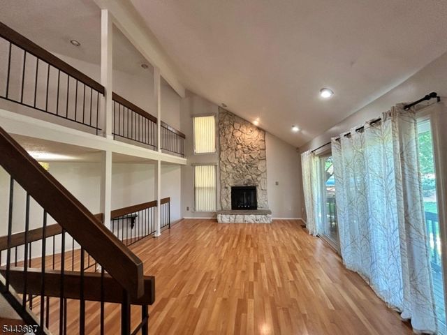 17 Westgate Dr, Edison Twp., NJ 08820