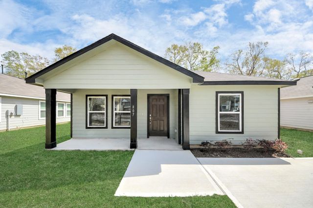 807 Jefferson Ave, Cleveland, TX 77327