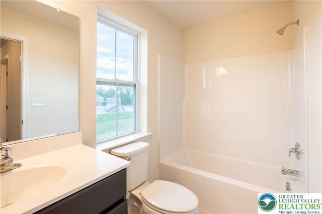 3740 Samantha Lane, Upper Milford Twp, PA 18062