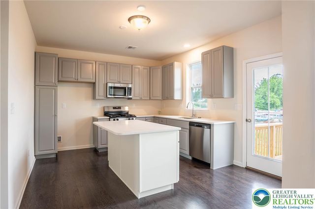 3740 Samantha Lane, Upper Milford Twp, PA 18062