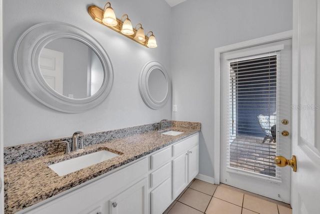 16315 BRIDGELAWN AVENUE, Lithia, FL 33547