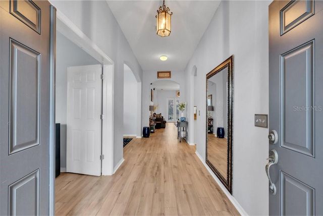 16315 BRIDGELAWN AVENUE, Lithia, FL 33547