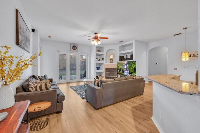 16315 BRIDGELAWN AVENUE, Lithia, FL 33547