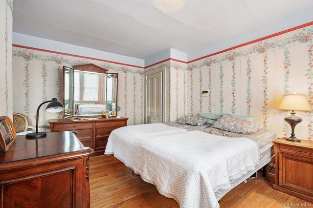 183 Oldfield Avenue, Amityville, NY 11701