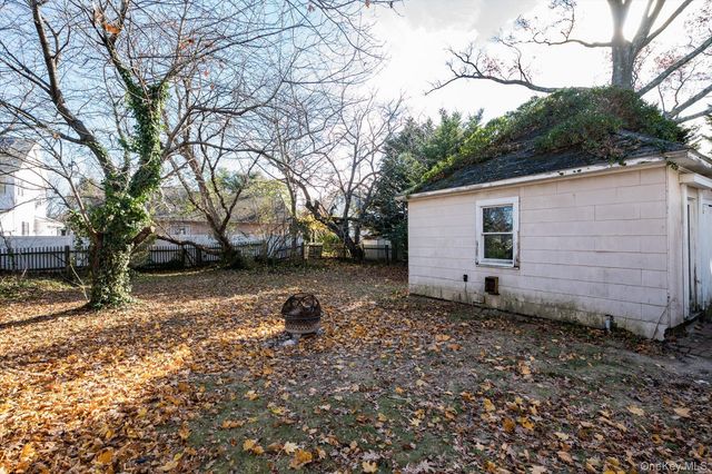 183 Oldfield Avenue, Amityville, NY 11701