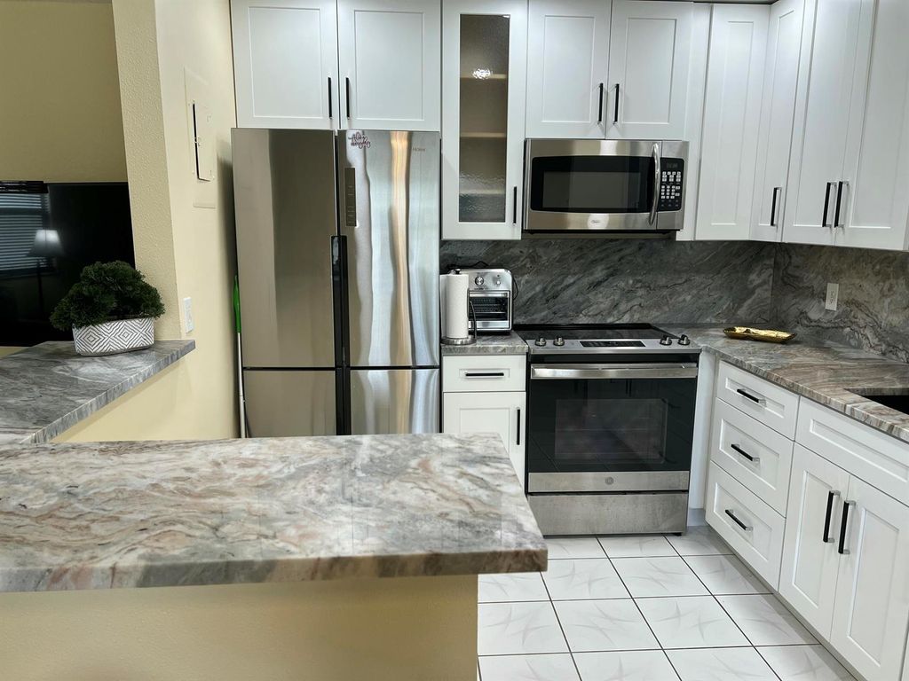 711 Monaco Court, Delray Beach, FL 33446