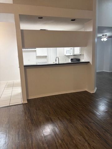 7916 Rice Drive, Rowlett, TX 75088