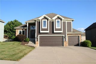 11119 N Madison Avenue, Kansas City, MO 64155
