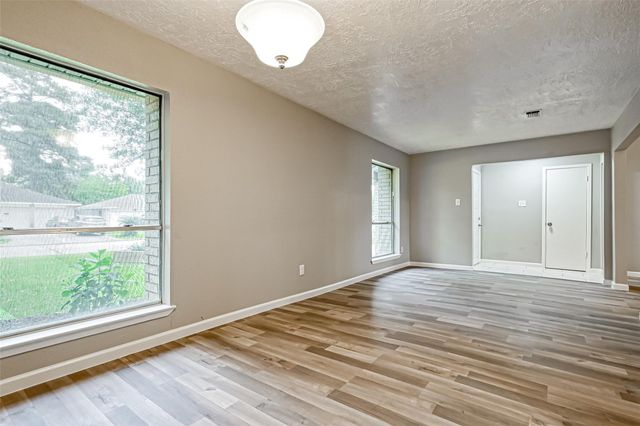 3527 Acorn Springs Lane, Spring, TX 77389