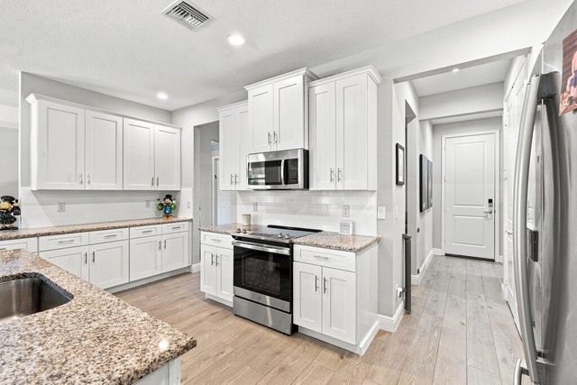12291 70th Place N, West Palm Beach, FL 33412