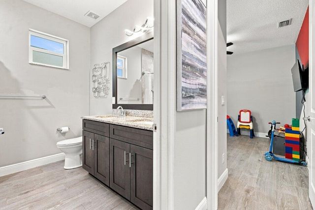 12291 70th Place N, West Palm Beach, FL 33412