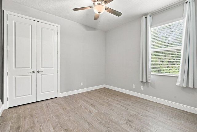12291 70th Place N, West Palm Beach, FL 33412