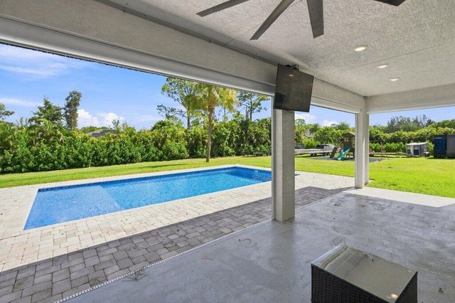 12291 70th Place N, West Palm Beach, FL 33412