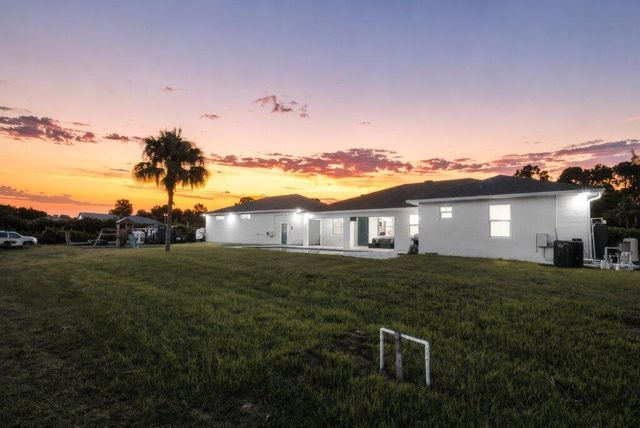 12291 70th Place N, West Palm Beach, FL 33412