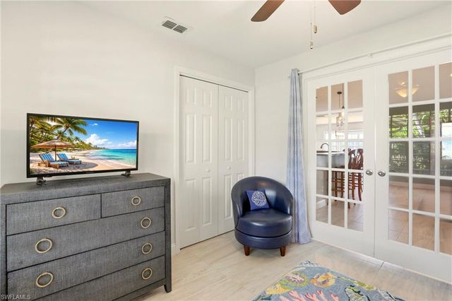 4282 Longshore WAY N, Naples, FL 34119