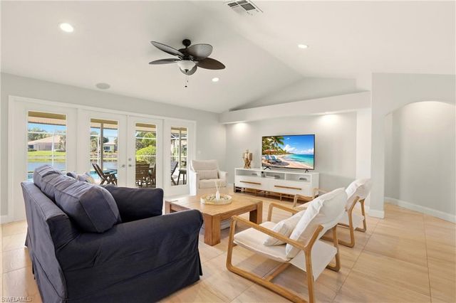 4282 Longshore WAY N, Naples, FL 34119