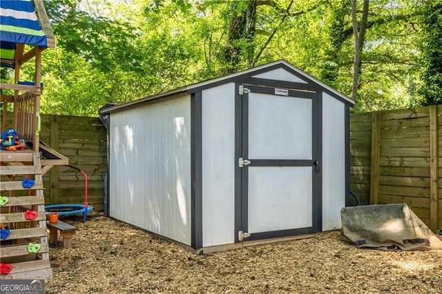 630 Willard Avenue, Atlanta, GA 30310