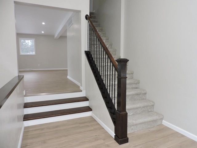 6055 HIAWATHA HEIGHTS DRIVE, Winneconne, WI 54986