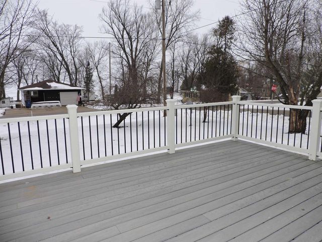 6055 HIAWATHA HEIGHTS DRIVE, Winneconne, WI 54986