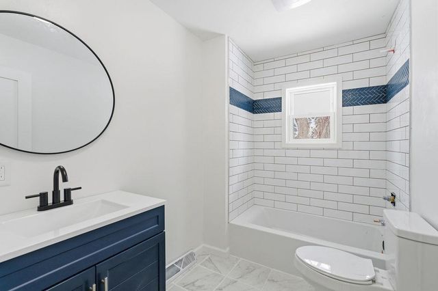 6055 HIAWATHA HEIGHTS DRIVE, Winneconne, WI 54986