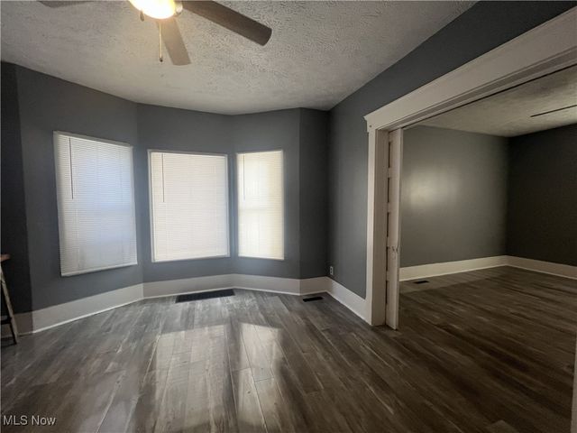 354 Clarendon Avenue NW, Canton, OH 44708