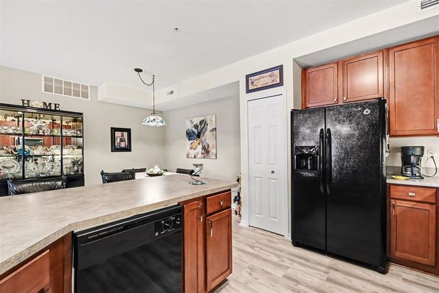 10122 Ridge Run Street, Howell, MI 48855