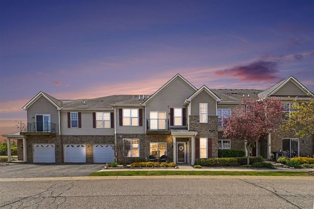 10122 Ridge Run Street, Howell, MI 48855