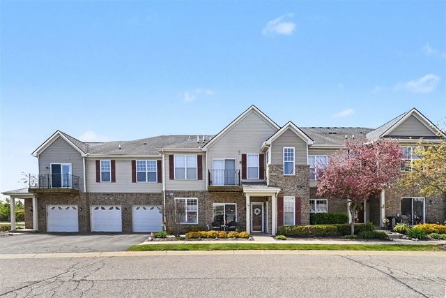 10122 Ridge Run Street, Howell, MI 48855