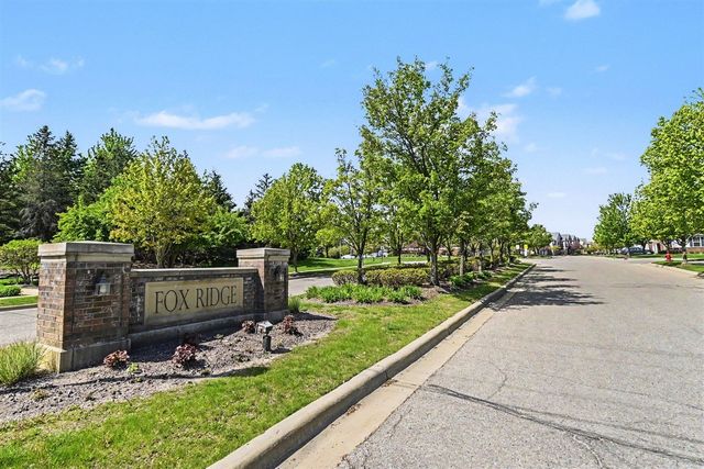 10122 Ridge Run Street, Howell, MI 48855