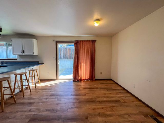 732 N Maple St, Colville, WA 99114